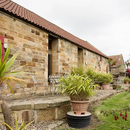 Sebright Cottage, Borrowby Farm * Staithes