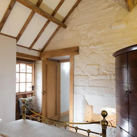 Sebright Cottage, Borrowby Farm * סטיית'ס