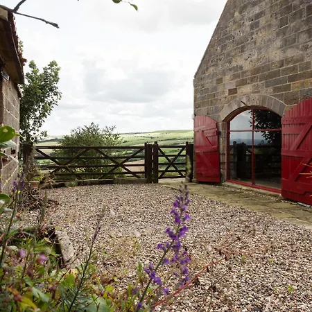 Sebright Cottage, Borrowby Farm
